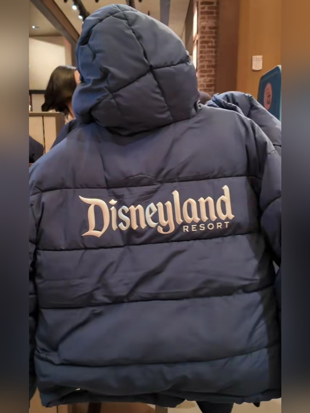 DisneyParks 2026 Disneyland Resort Navy Blue Puffer Jacket Adult XL Unisex NWT